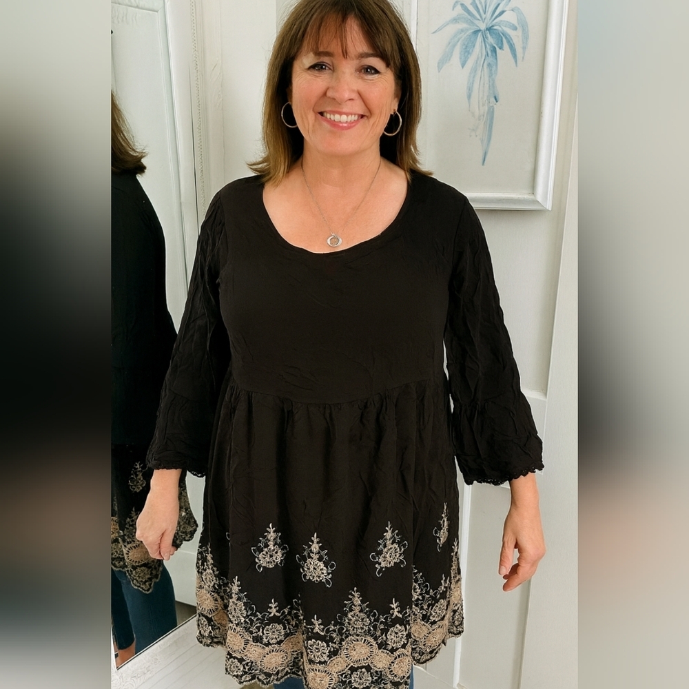 Black Long Sleeved Boho Tunic Mini Dress with Cream Embroidery. Size M